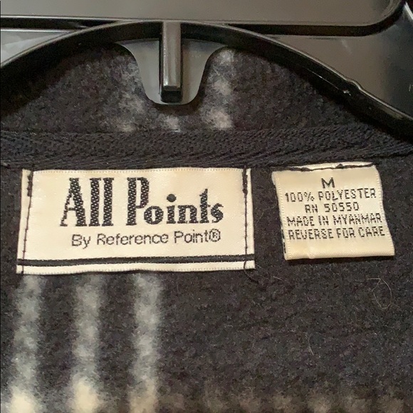 Lightweight jacket - Picture 3 of 3